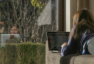 Online hodiny a telefonáty v angličtine